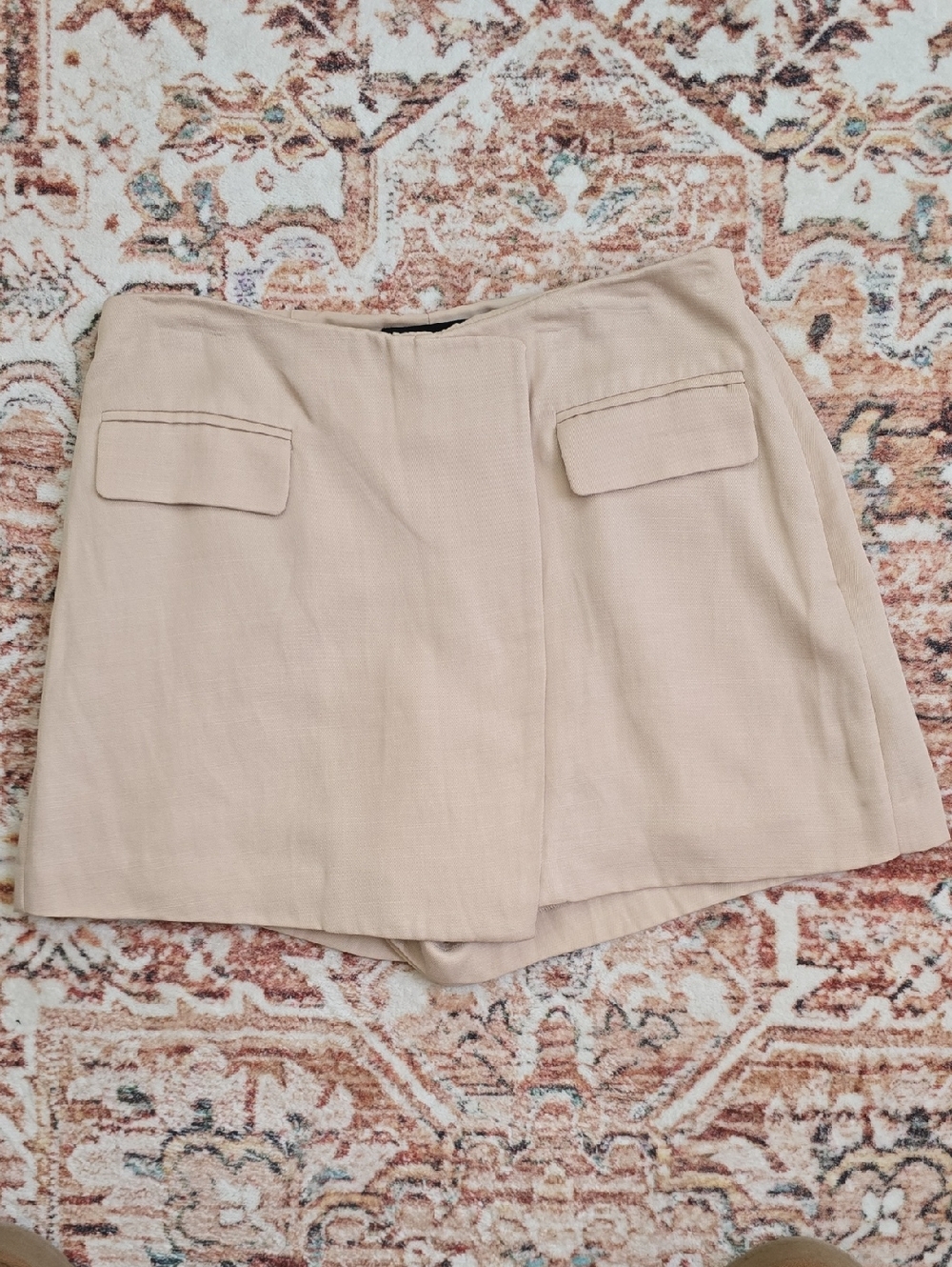 Express Beige Linen Blend Mini Skort with Flap Pockets Side Zipper Size 8